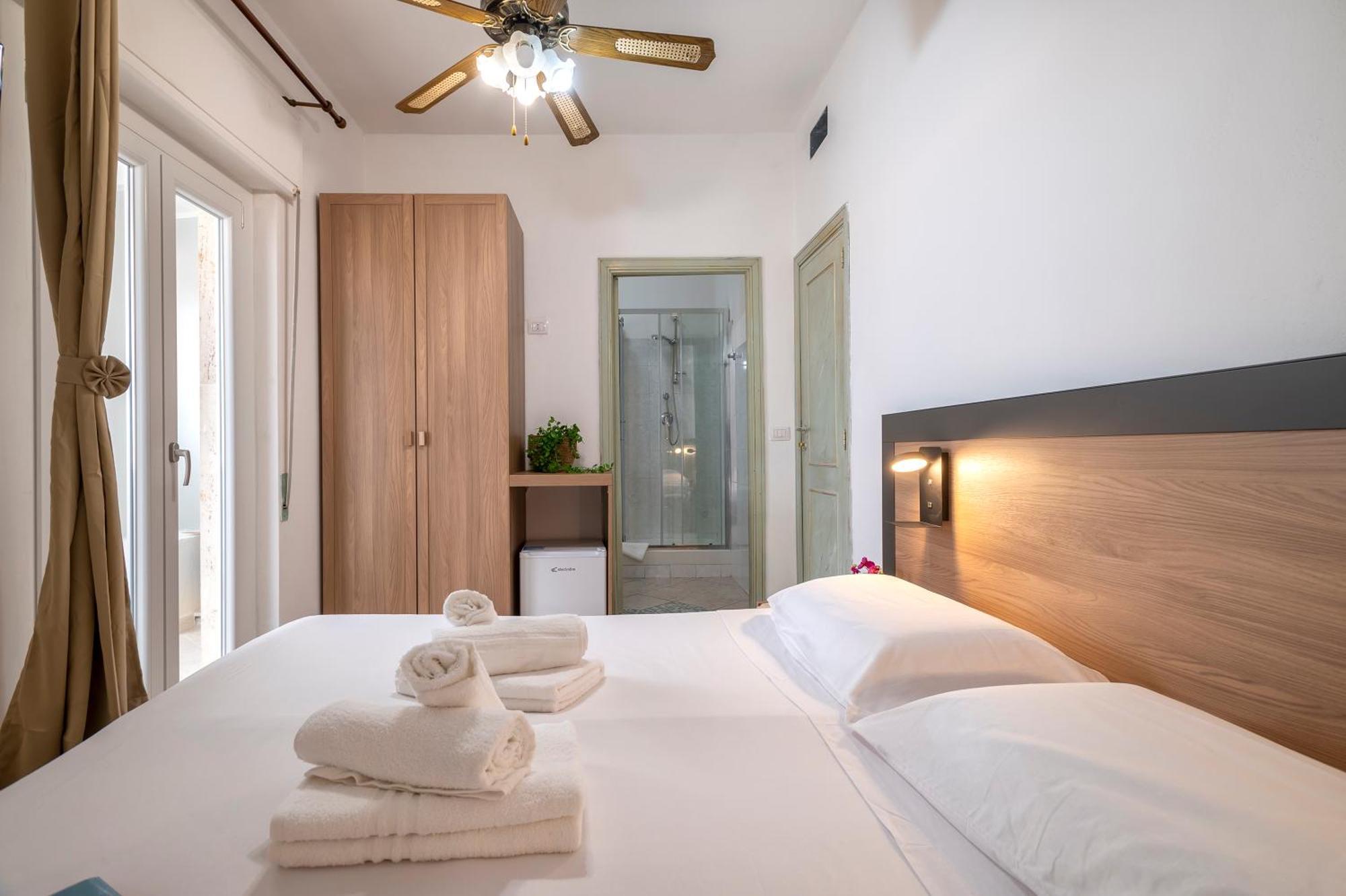 Oasis Guest House 阿尔盖罗 外观 照片